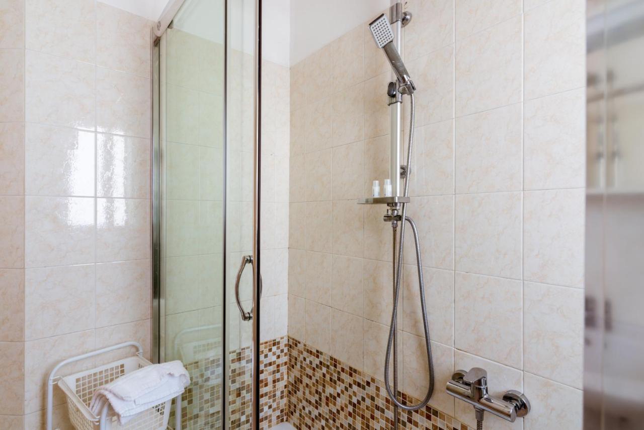 Apartment In The Heart Of Sanremo Exterior foto