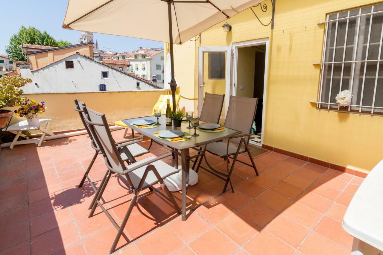 Apartment In The Heart Of Sanremo Exterior foto